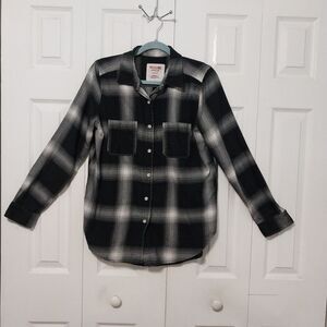 Mossimo Supply Co Women's Boyfriend Fit Black/White with Feather Accent Med.